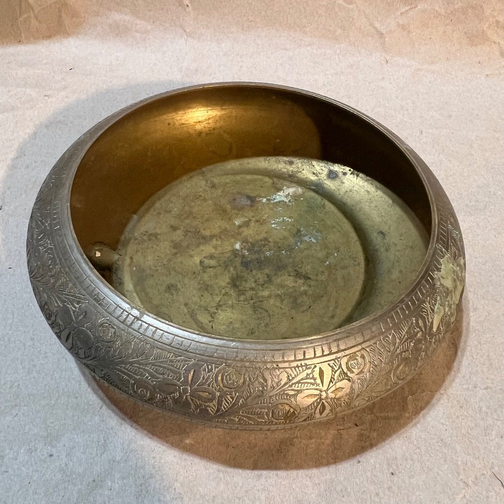 LSS Vintage‎ Brass Bowl Etched Floral Silver Gold Tone Made in India Bohemian